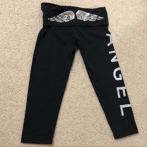 Victoria’s Secret crop leggings